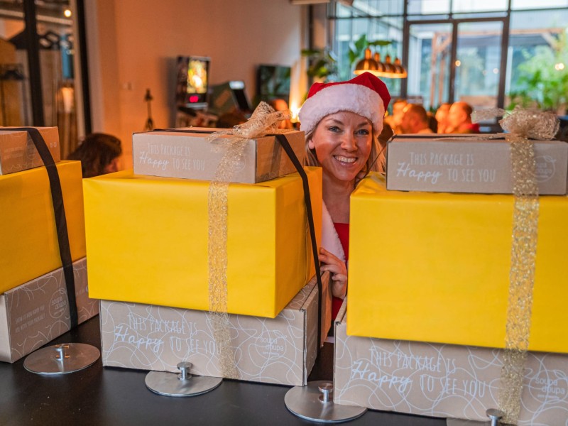 Luxe kerstcadeau ingepakt